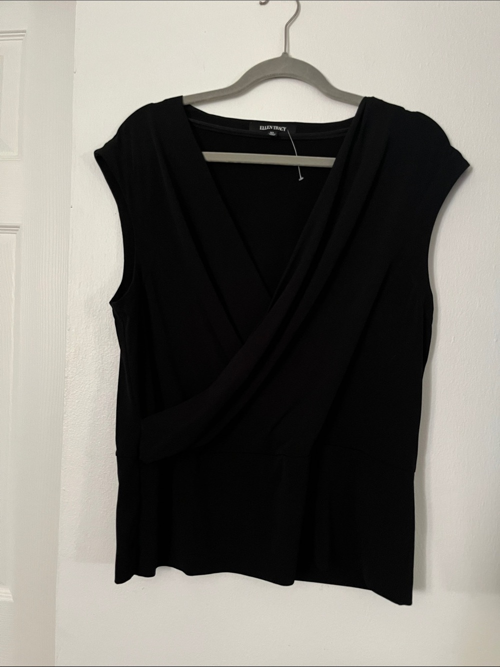 Ellen Tracy Sleeveless Faux Wrap Top Black Blouse Size XL
